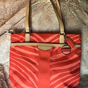 Coach Purse K1380-F23283